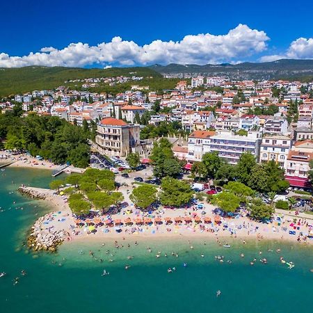 Hotel Zagreb Crikvenica Exterior foto